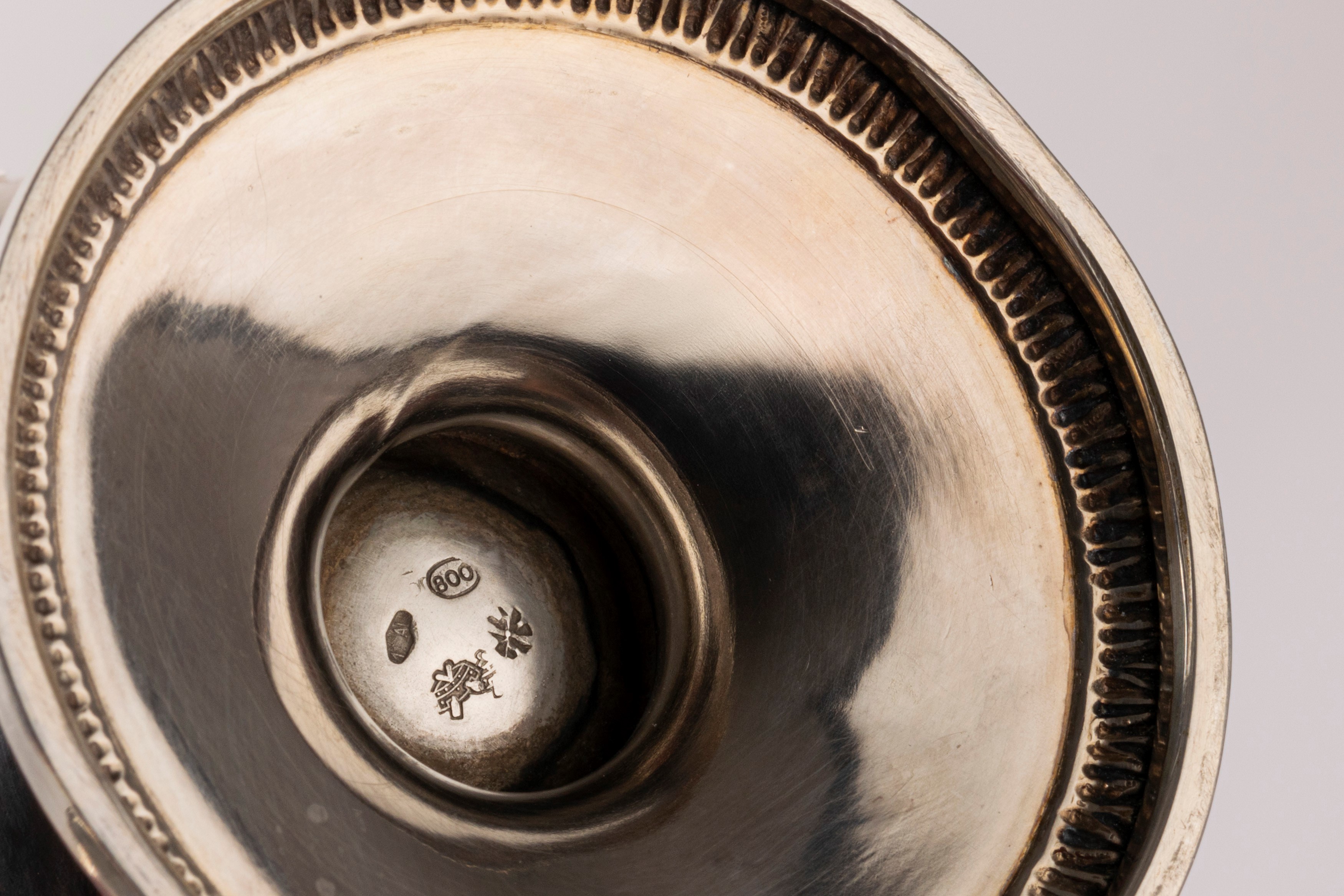 Servizio da tè e caffè con vassoio