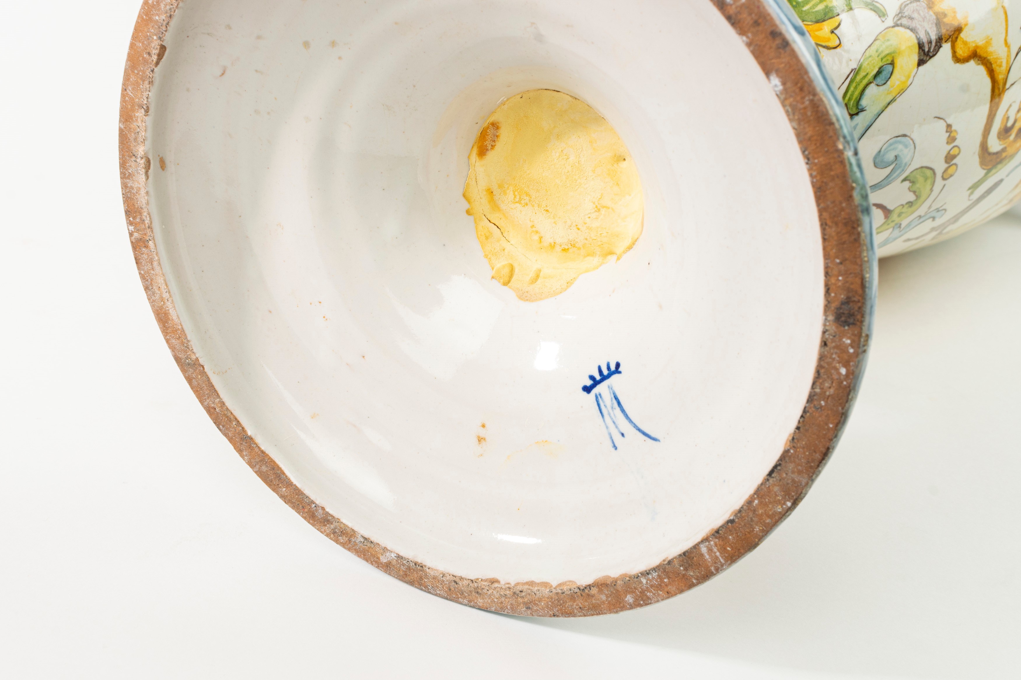 Vaso Biansato in Maiolica Policroma, Manifattura Mollica, Napoli, Fine Secolo XIX/inizio Secolo X...