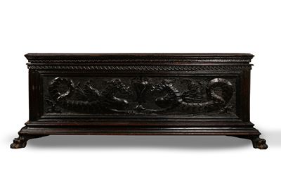 Cassapanca in Legno Intagliato ed Ebanizzato