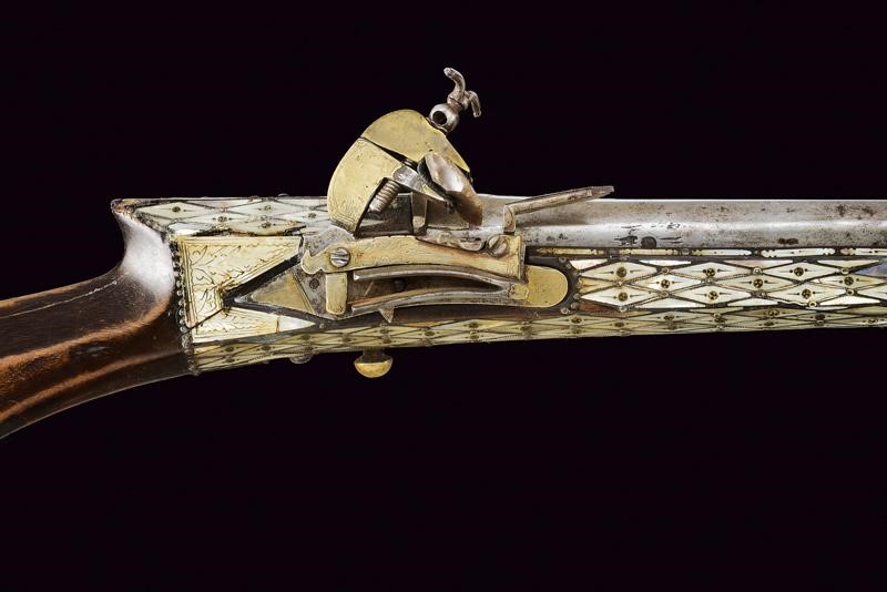 Importante tufenk del tipo "Boyliya" alla micheletta