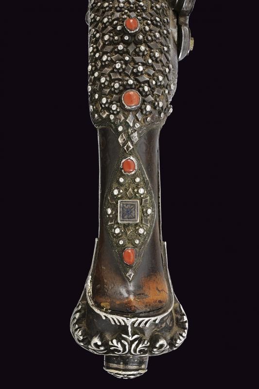 Bellissima pistola a pietra focaia in stile "Ali Pasha" con fornimenti in argento