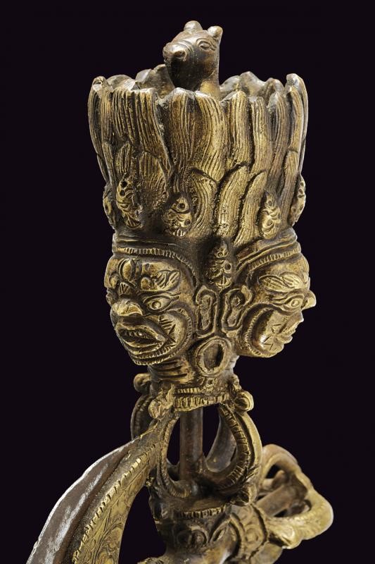 Interessante Phurbu con Kartika