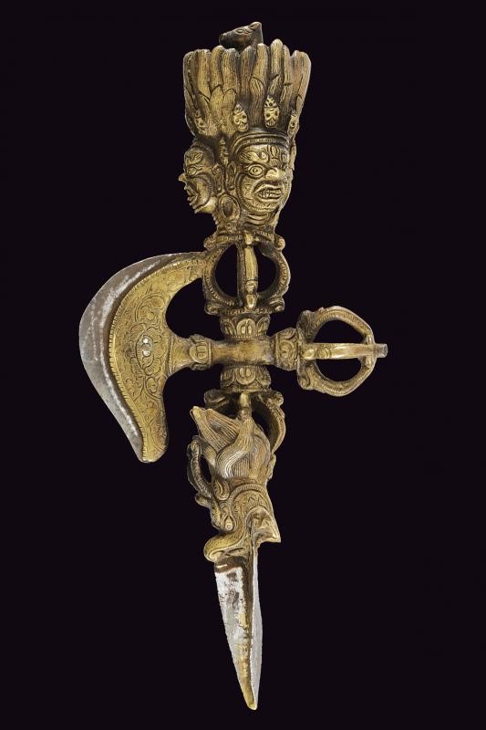 Interessante Phurbu con Kartika