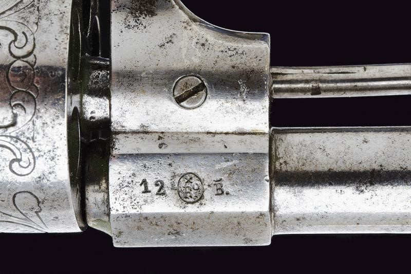 Bel revolver a spillo