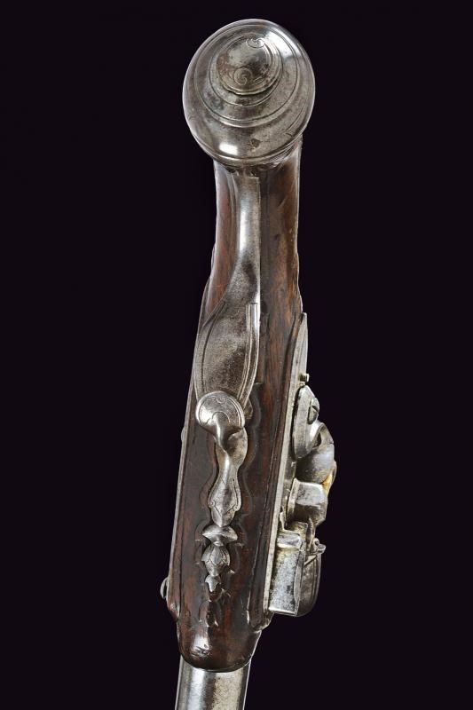 Pistola a pietra focaia a semi-retrocarica