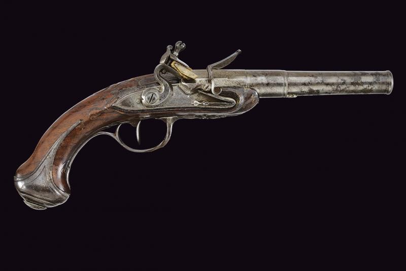 Pistola a pietra focaia a semi-retrocarica