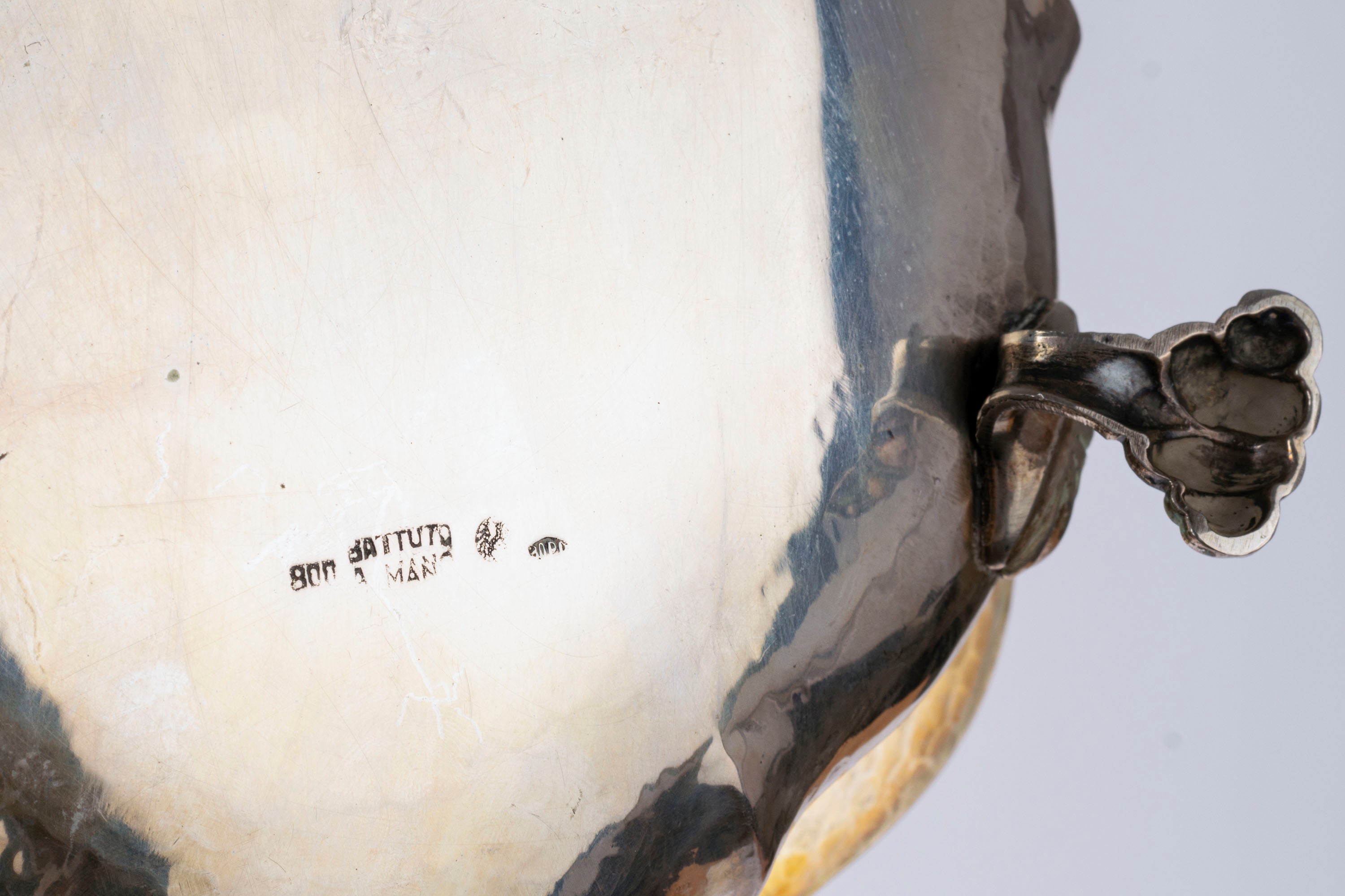 Lotto di sei oggetti