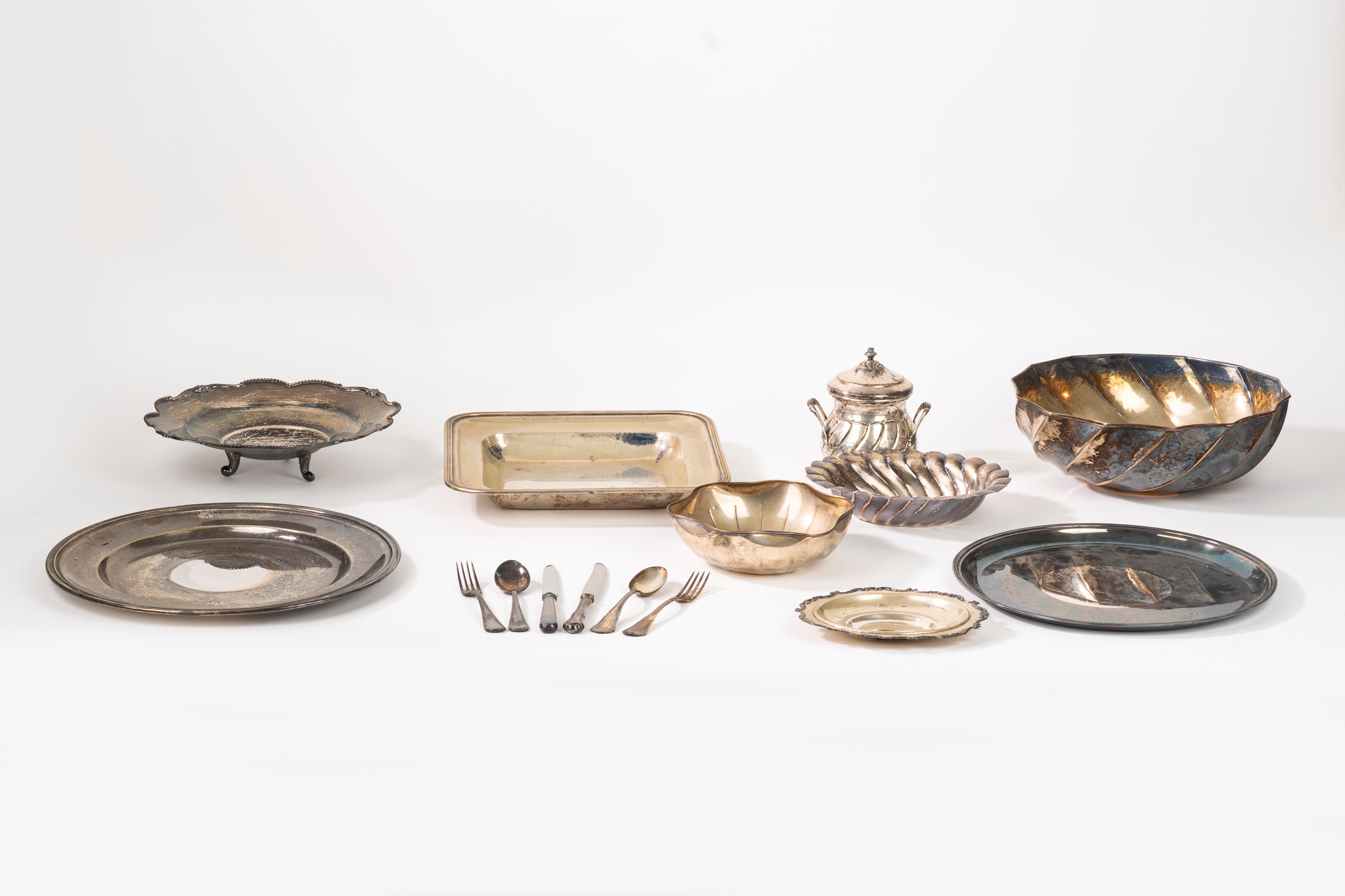 Lotto di quindici oggetti