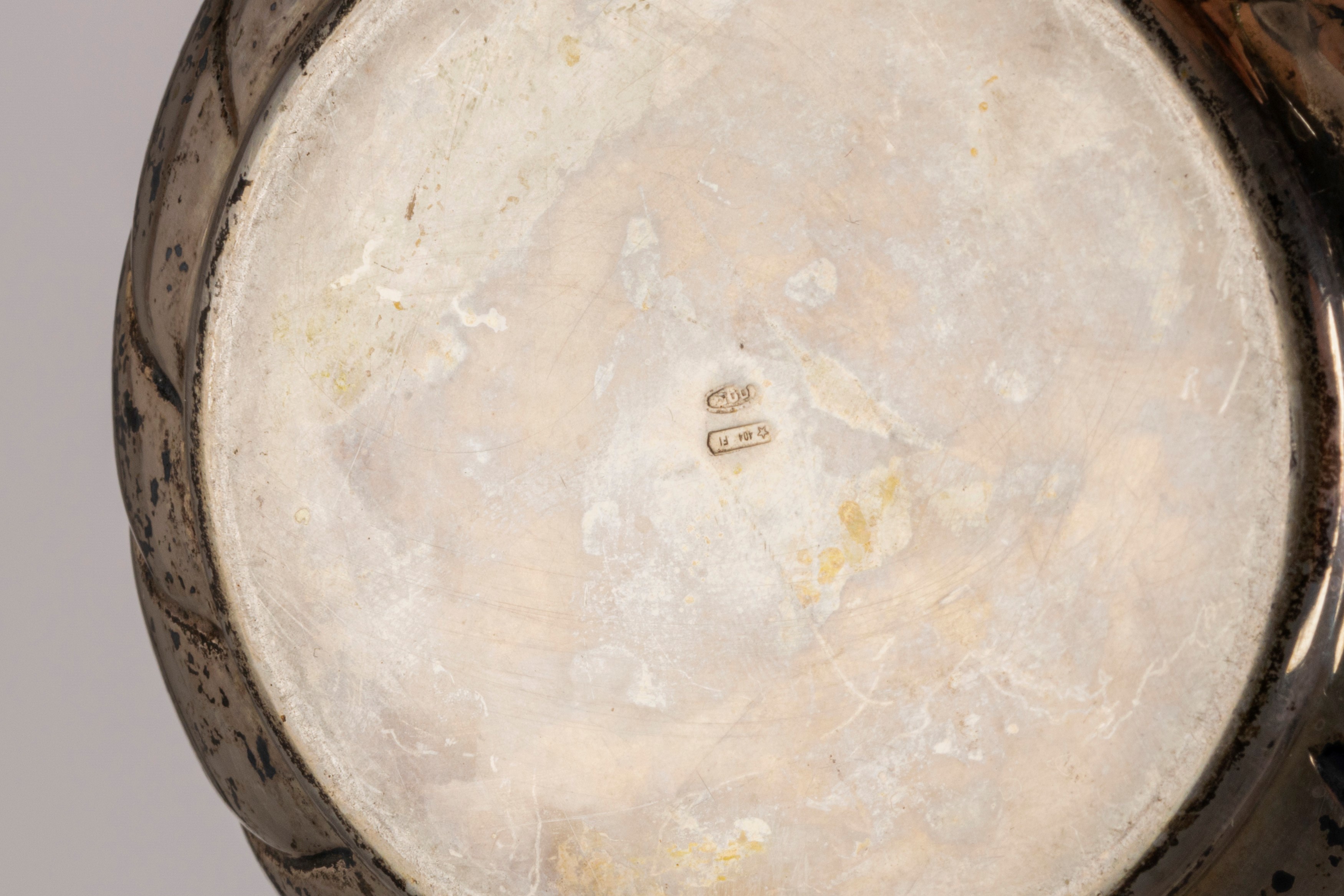 Lotto di quindici oggetti