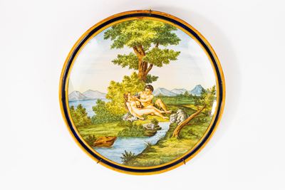 Piatto da Parata in Maiolica Policroma Istoriata. Manifattura di Ginori, Fine Secolo XIX