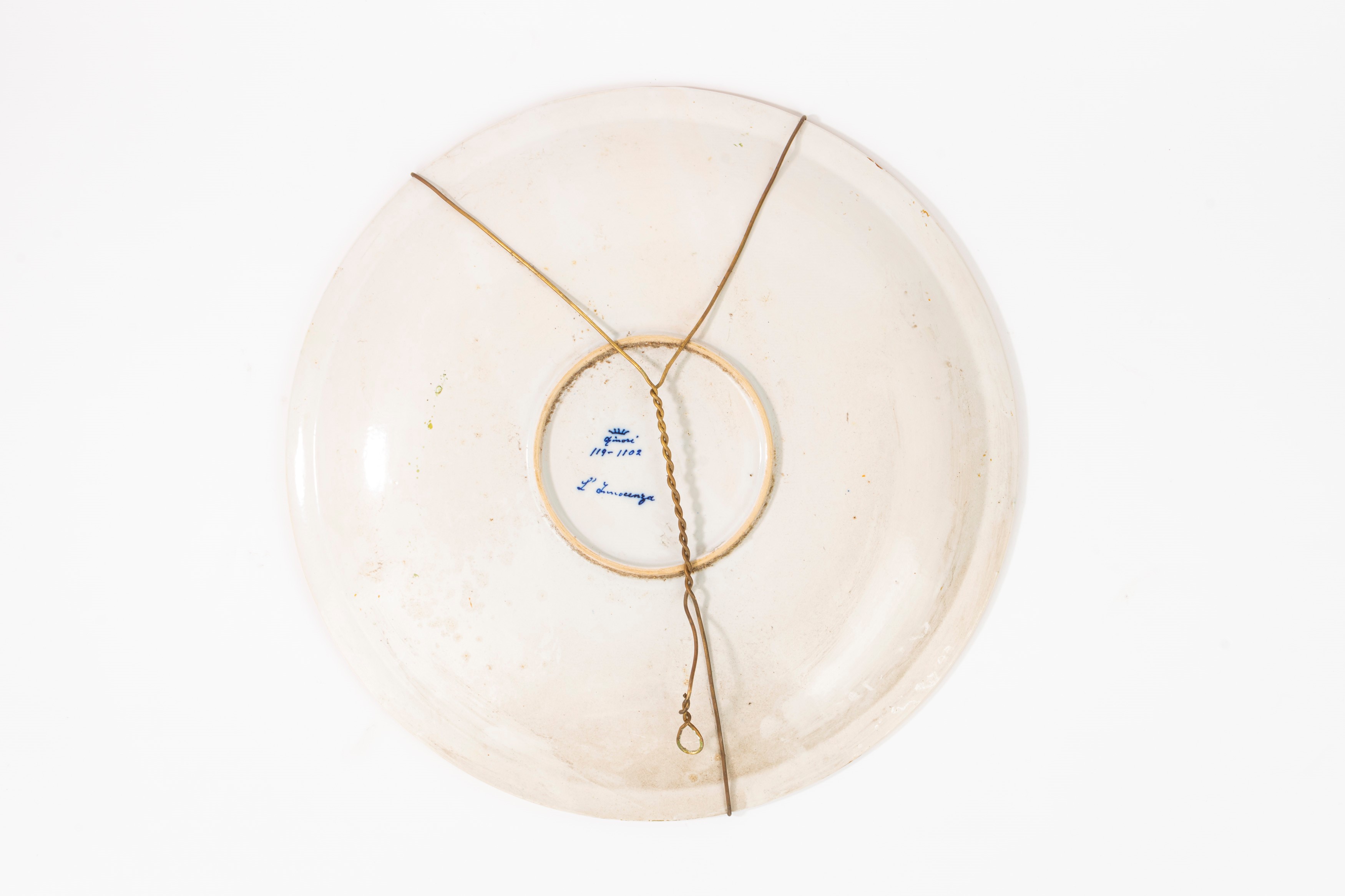 Piatto da Parata in Maiolica Policroma Istoriata. Manifattura di Ginori, Fine Secolo XIX