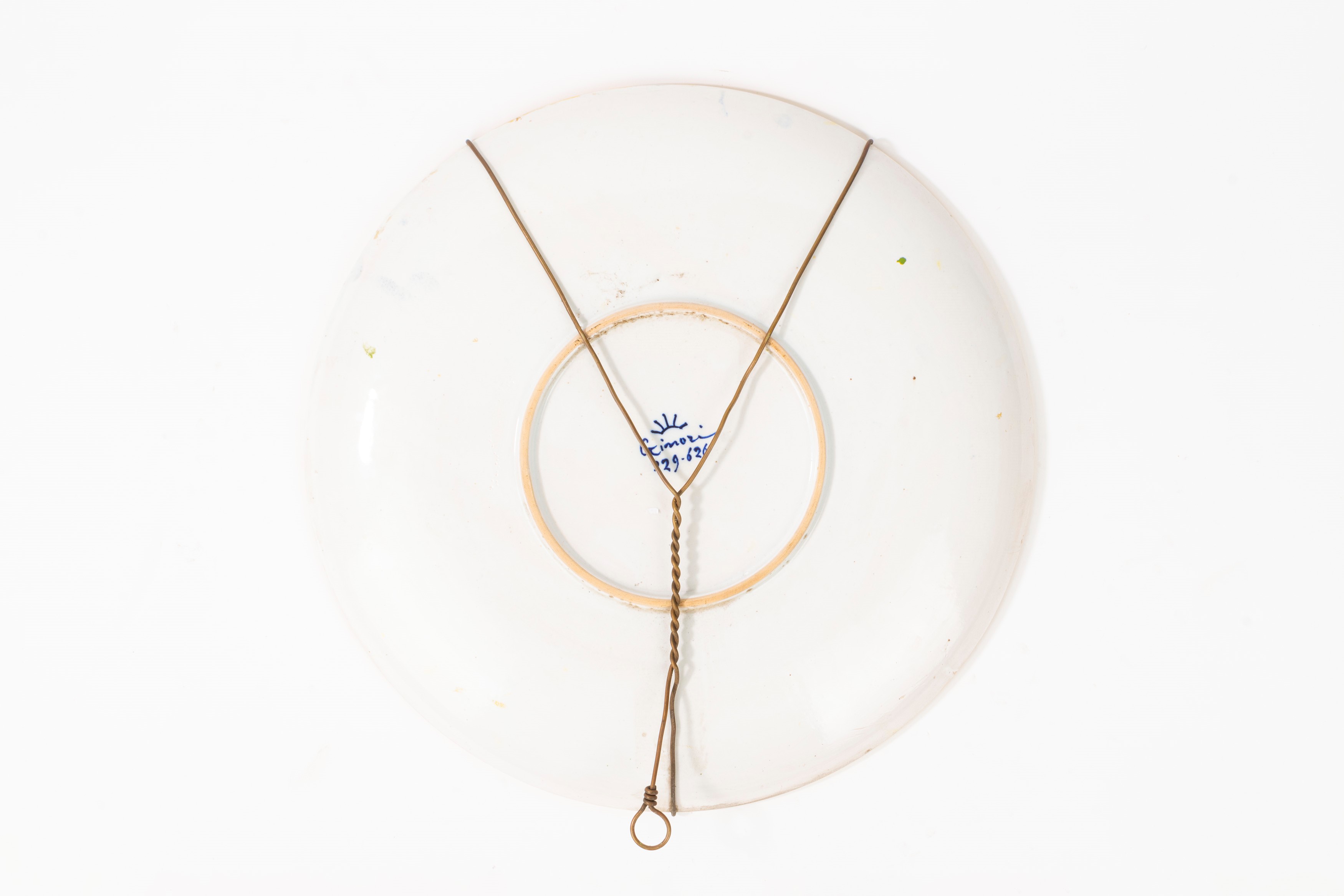 Piatto da Parata in Maiolica Policroma. Manifattura di Ginori, Fine Secolo XIX