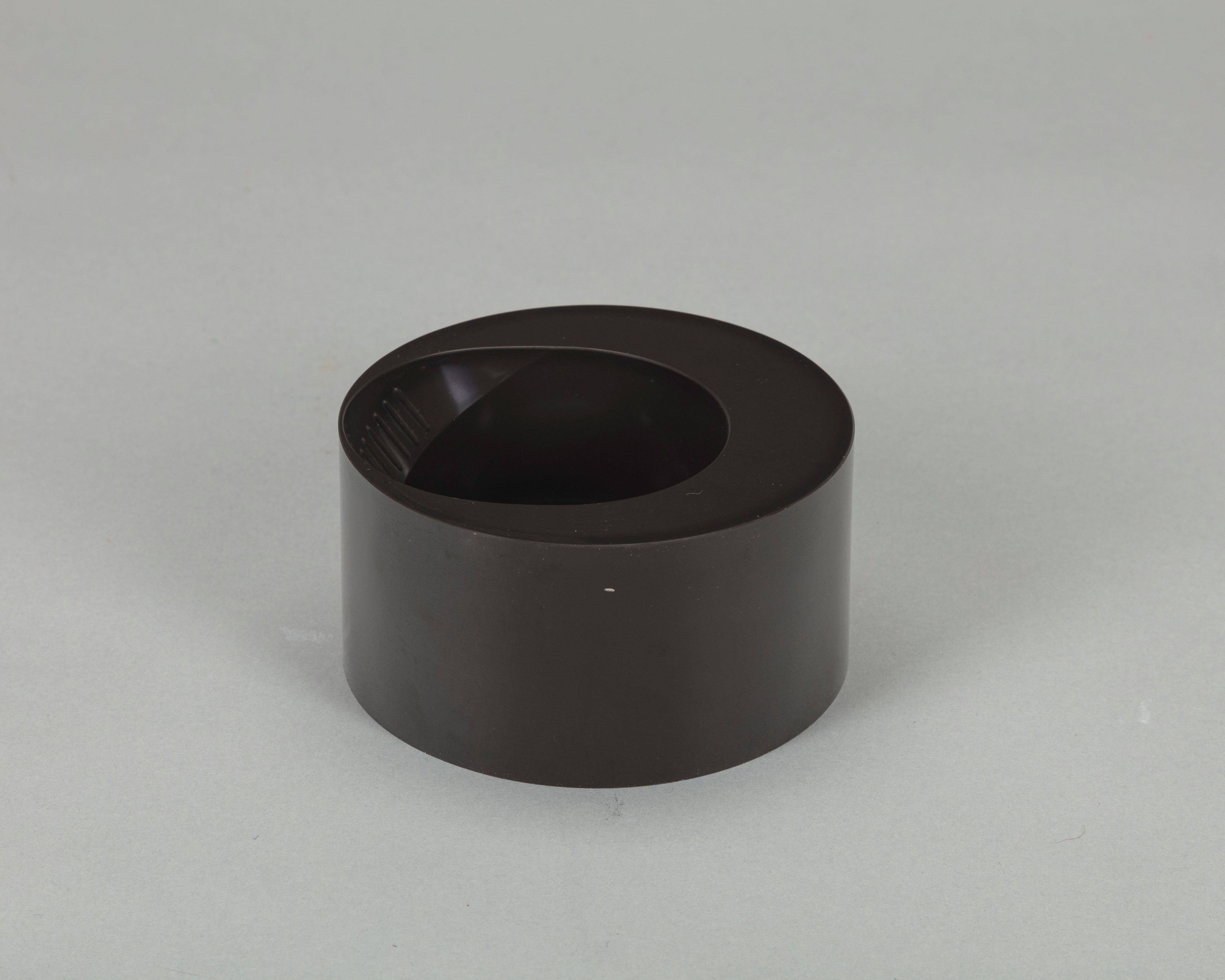 Sergio Asti, Bruno Munari, Anna Castelli Ferrieri, Enzo Mari, Philippe Starck - Collezione di Cin...