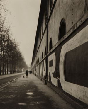 Boulevard des Invalides, Paris