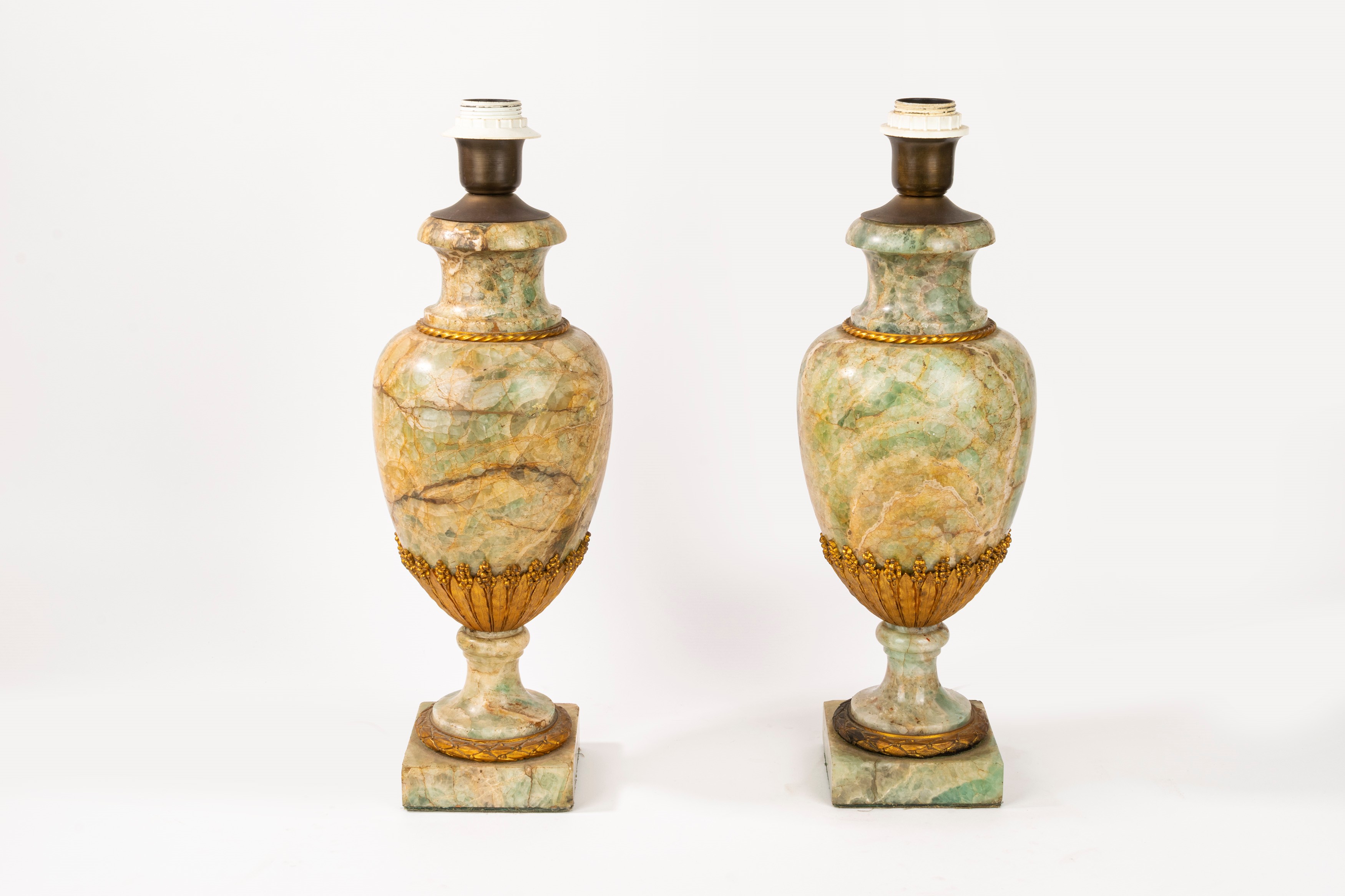 Coppia di vasi a balaustro in onice, secolo XIX