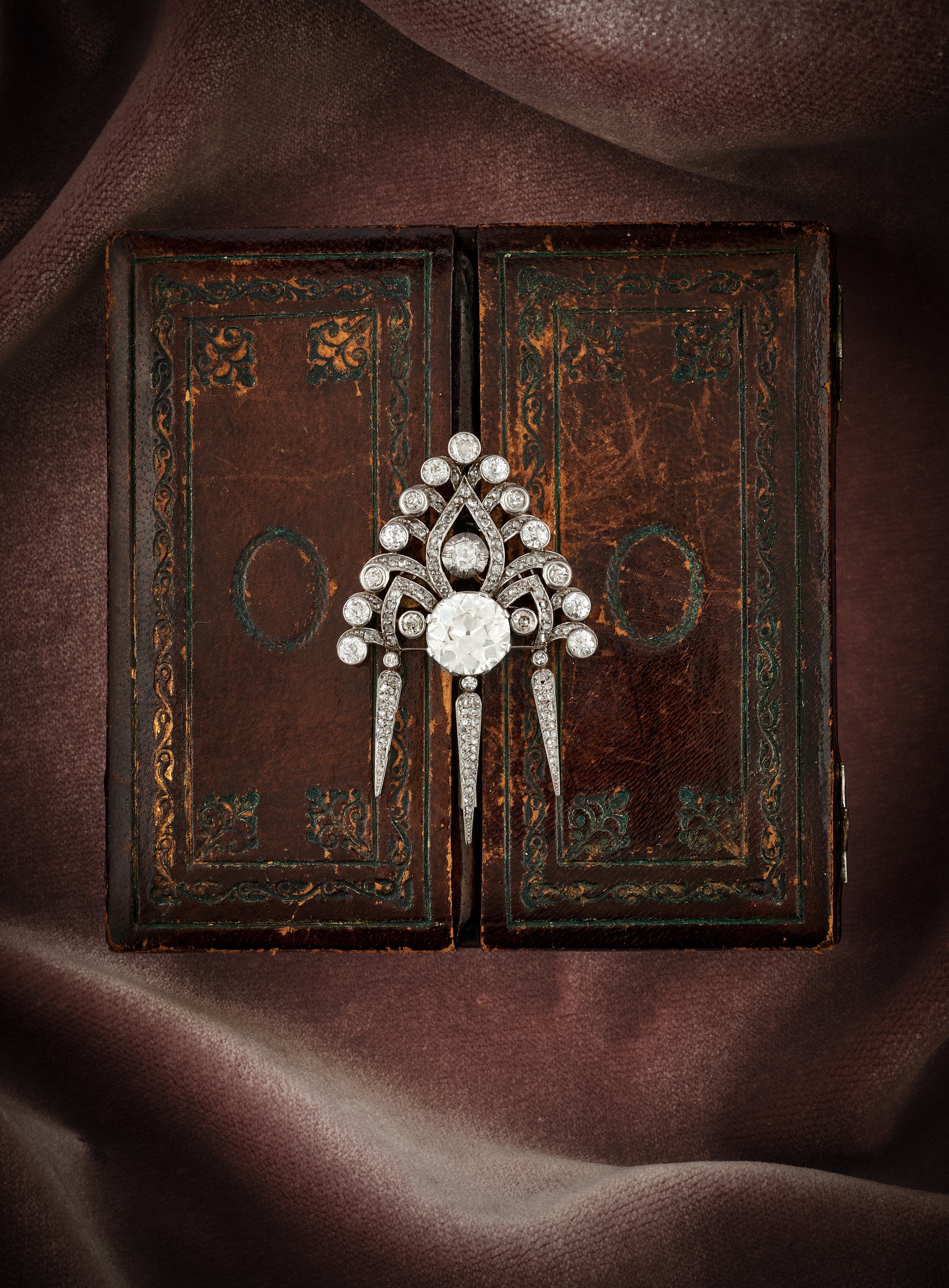 Pendente-spilla con diamanti