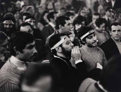 Club Turati, Milano. Allievi Dell'accademia di Brera Impediscono che il Dibattito Sull'"irritate"...