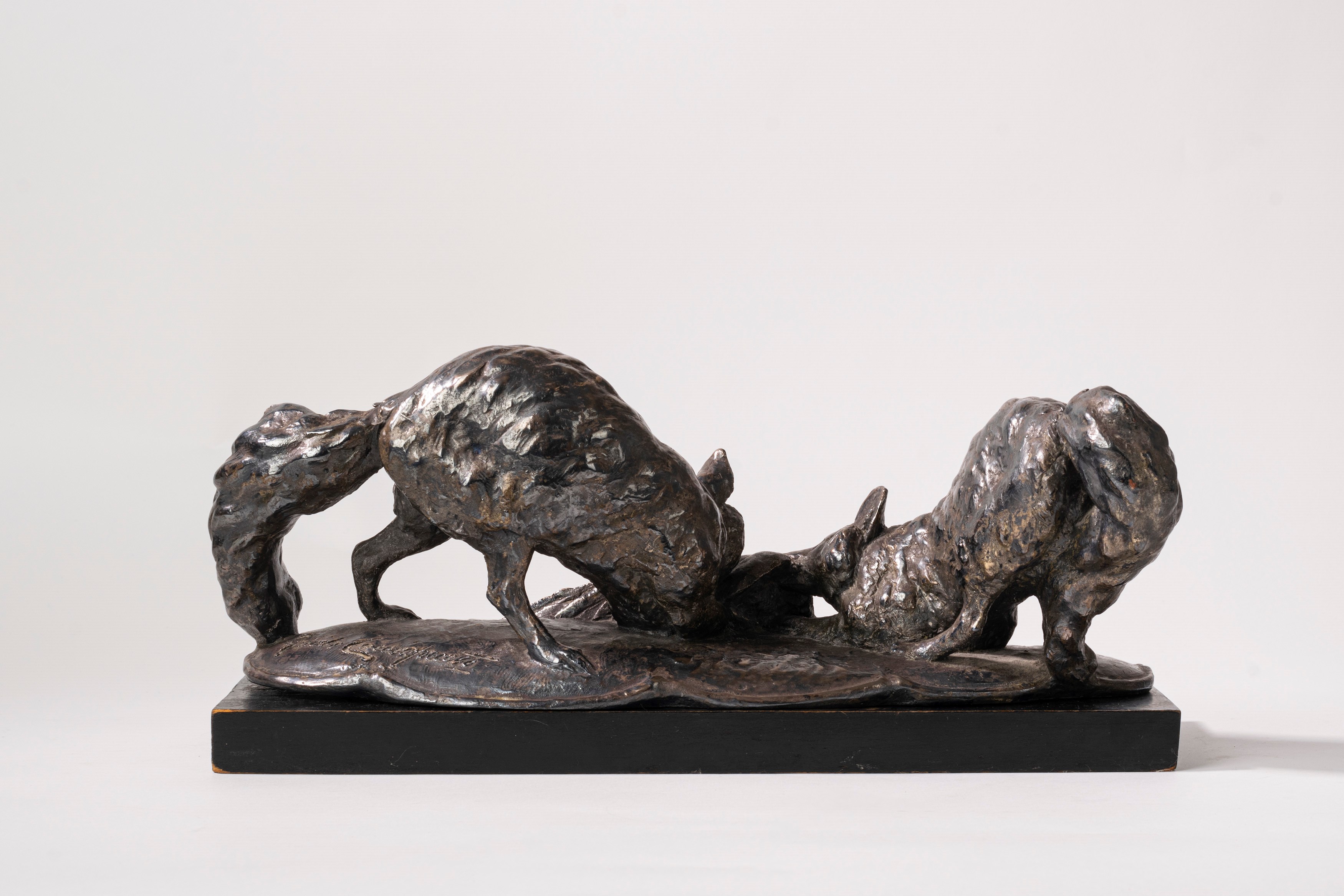 Guido Cacciapuoti - Scultura in Terracotta Ricoperta con Lamina in Rame Argentato Raffigurante Du...