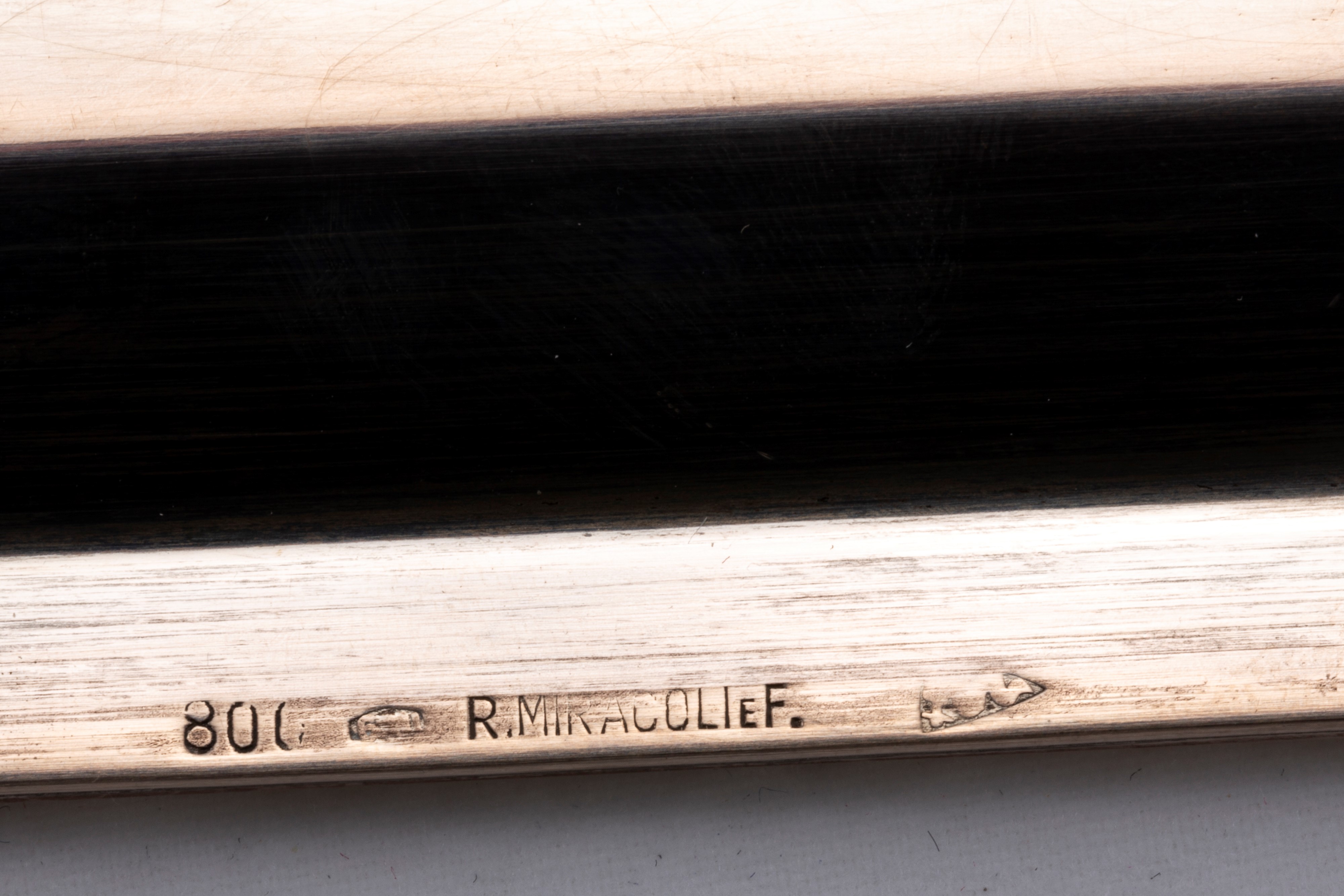 Quattro oggetti firmati