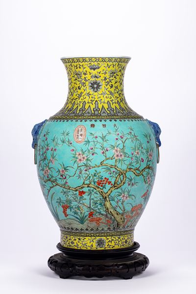 Grande Vaso in Porcellana da Ya Zhai. Cina, Inizi Secolo XX