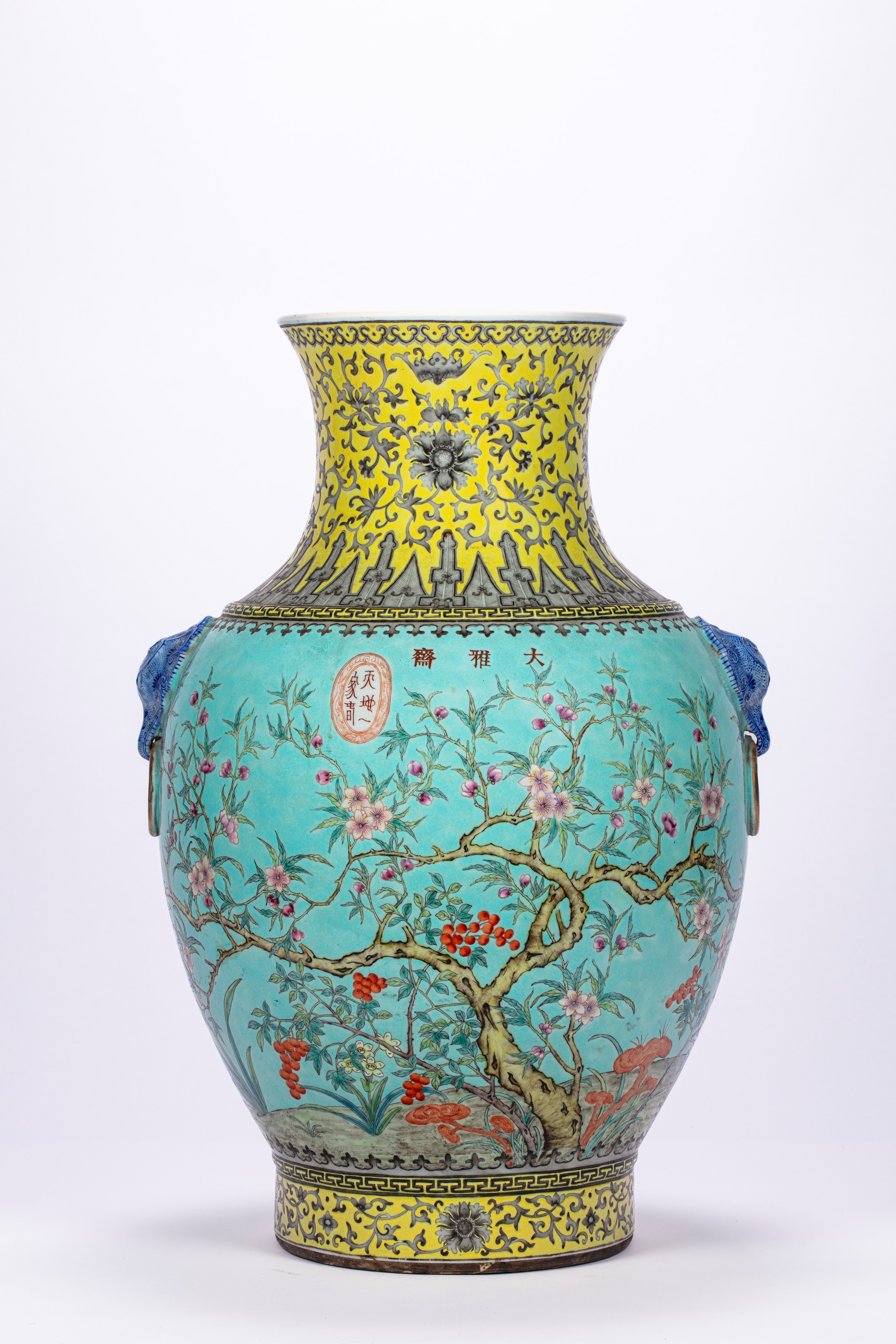 Grande Vaso in Porcellana da Ya Zhai. Cina, Inizi Secolo XX