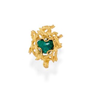 Anello scultura con malachite