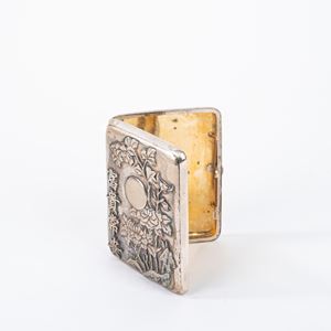 Portasigarette in argento, Cina fine secolo XIX - inizi secolo XX