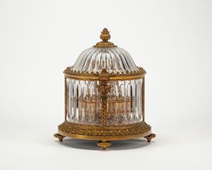 Baccarat. Portaliquori in bronzo e cristallo, secolo XIX