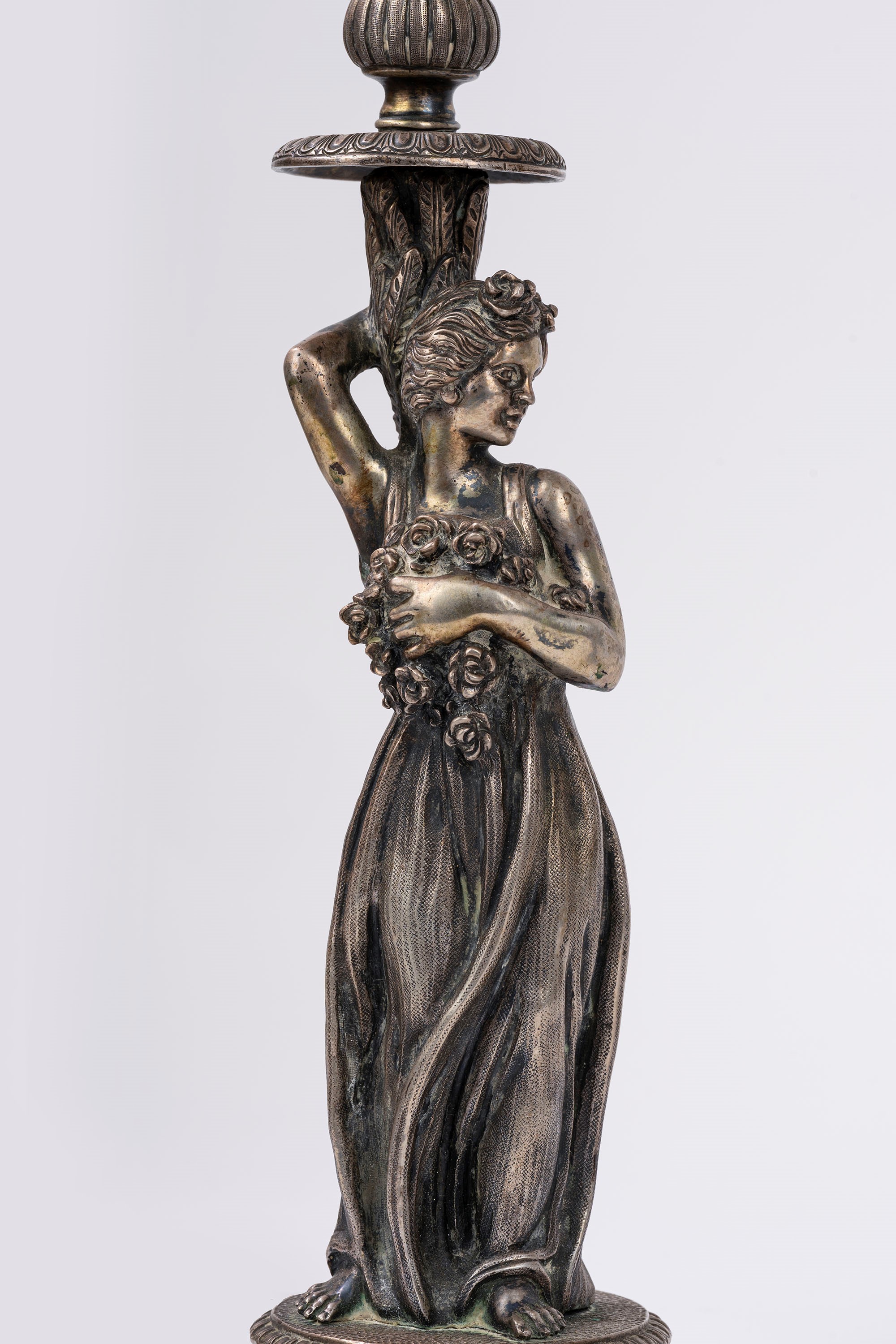 Coppia di candelieri, con satiro e ninfa