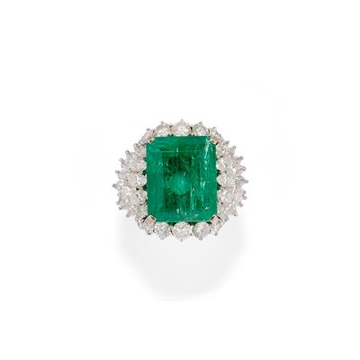 Anello con Smeraldo
