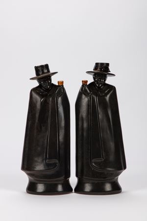 The Wedgwood Don Decanter Sandeman (Armada Cream) (2 BT)