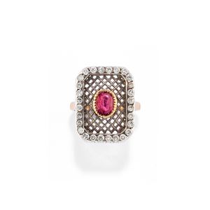Anello con rubino