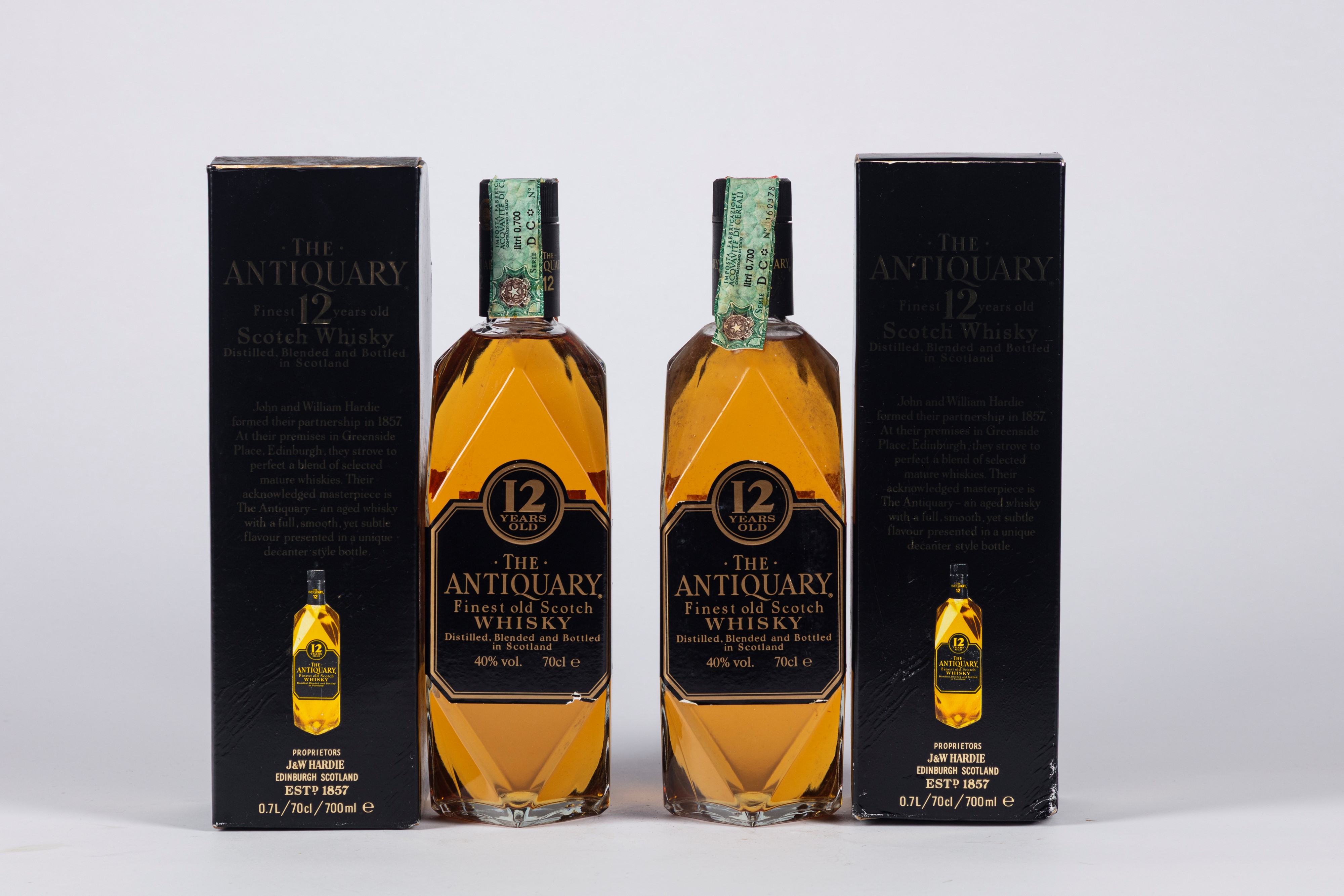 Scozia - ANTIQUARY 12 YEARS OLD FINEST OLD SCOTCH WHISKY (INSIDE