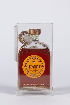 BRANDY DE JEREZ LEPANTO SOLERA GRAN RESERVA GONZALEZ BYASS JEREZ (IN SCATOLA ORIGINALE TRASPARENTE VETRO-PLASTICA DECORATA A MANO)
