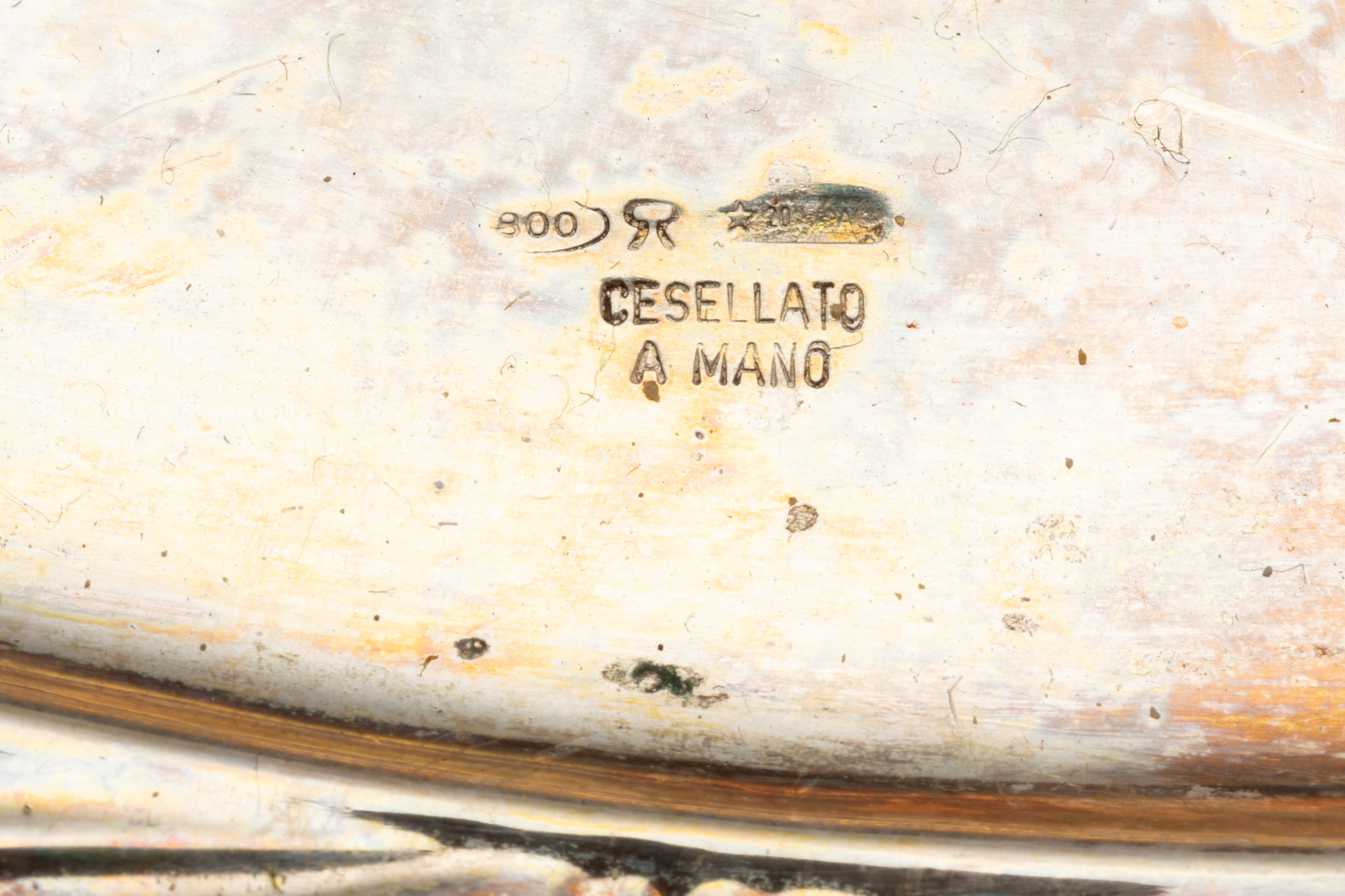 Lotto di quattro oggetti