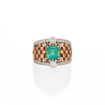 Anello con Smeraldo