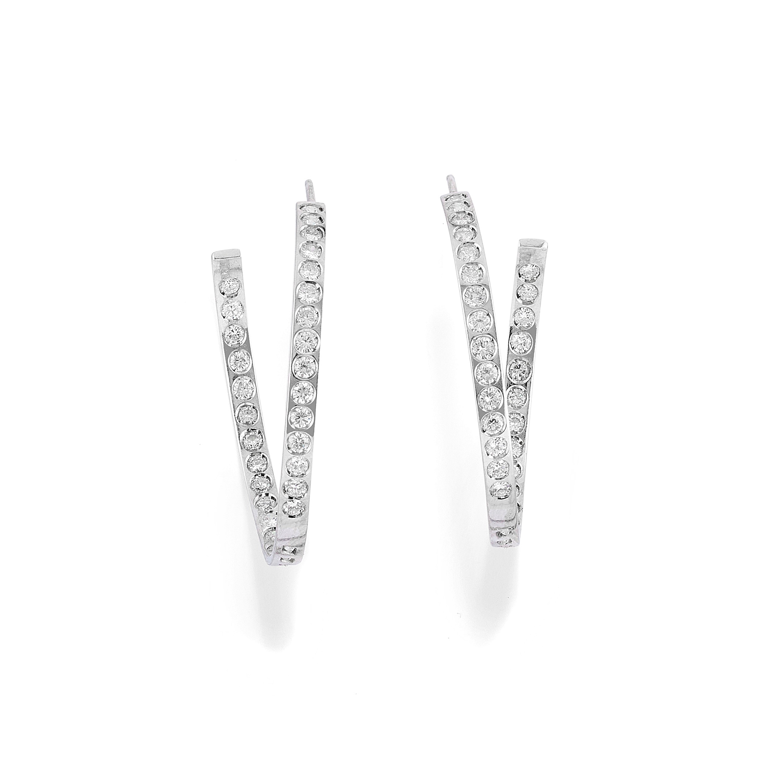 Orecchini e Collana con Diamanti
