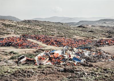 Lesbos, dalla Serie "no News, Bad News"