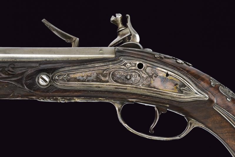 Pistola a Pietra Focaia con Fornimenti in Argento di Pietro Tomasi