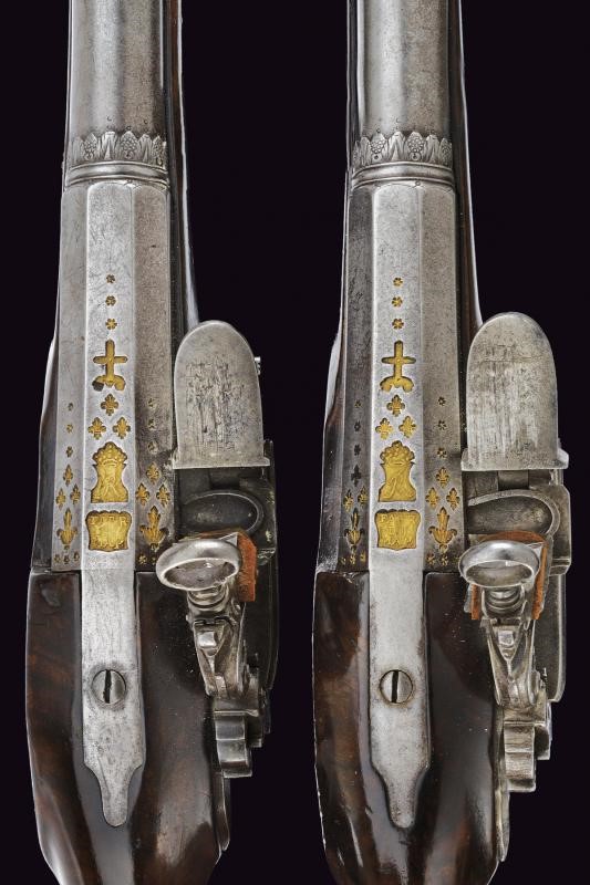 Bel paio di pistole a pietra focaia alla micheletta da ufficiale