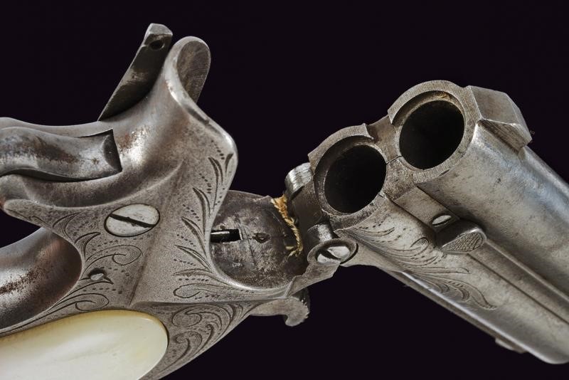 Delizioso paio di pistole Remington double Deringer in cassetta