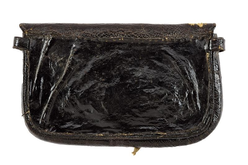 Cartucciera con Maruni-daki-choji-mon