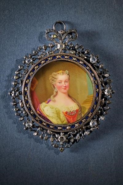 Bellissima Miniatura in Cornice Preziosa di Regia Provenienza