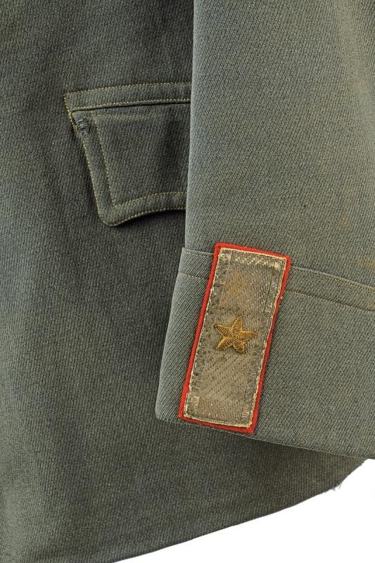 Set di Giacca e Berretto da Generale della Brigata di Fanteria Reggio