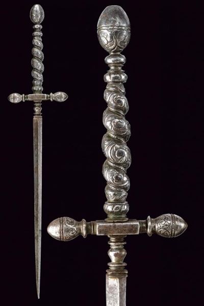 Fine Stiletto Intagliato