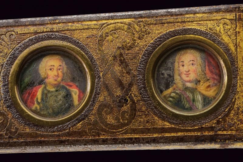 Rarissimo Paloscio da Caccia Ornato a Due Miniature