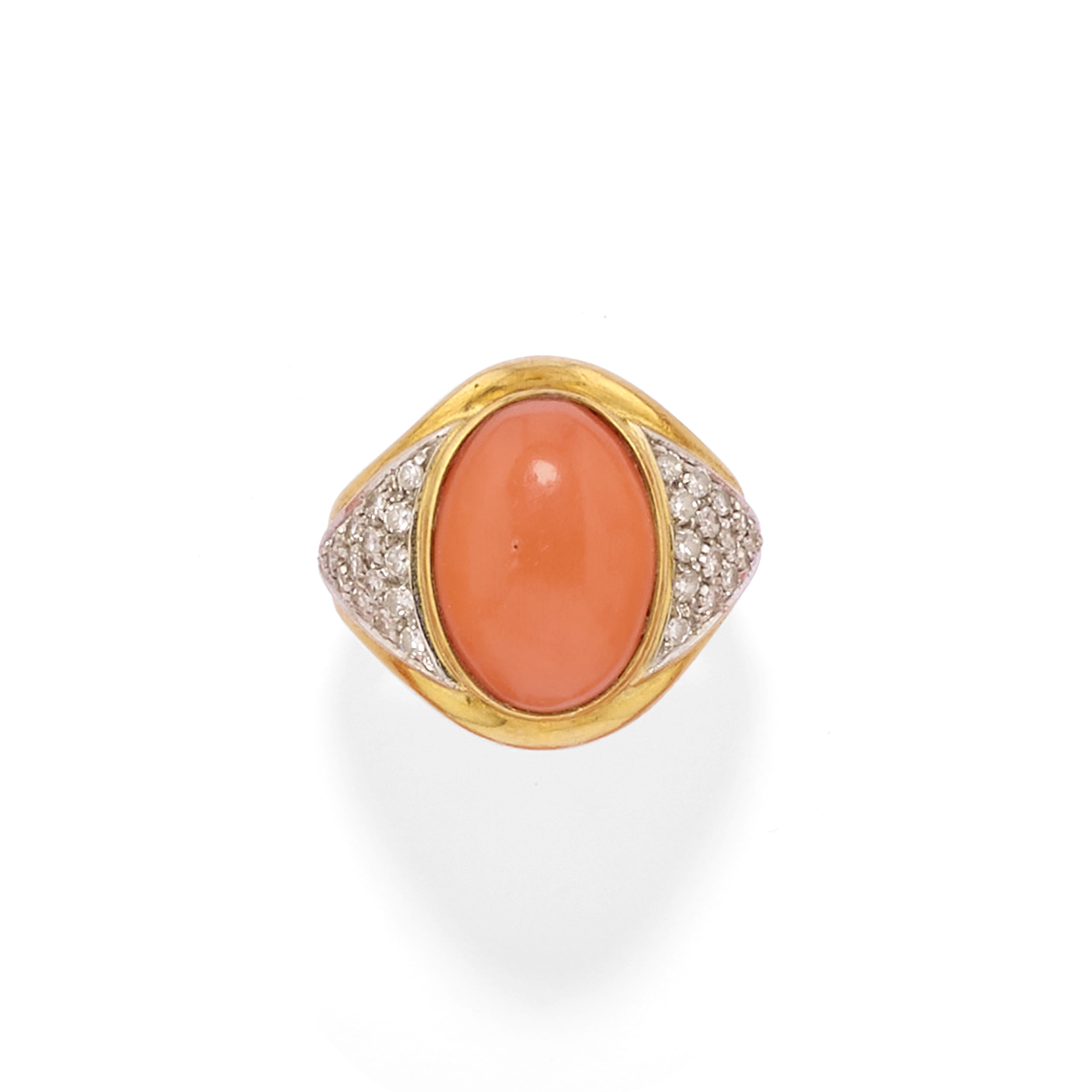 Collana e anello con corallo