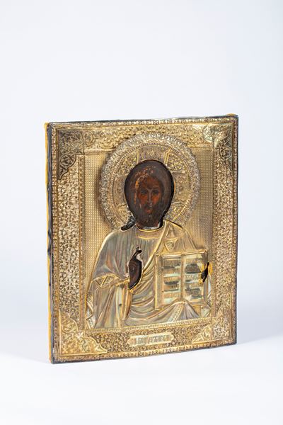 Icona su Tavola Raffigurante Cristo Pantocratore con Riza Sbalzata e Cesellata in Vermeil. Russia...