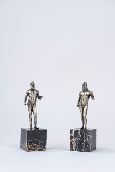 Coppia di Sculture in Argento Raffiguranti i Bronzi di Riace