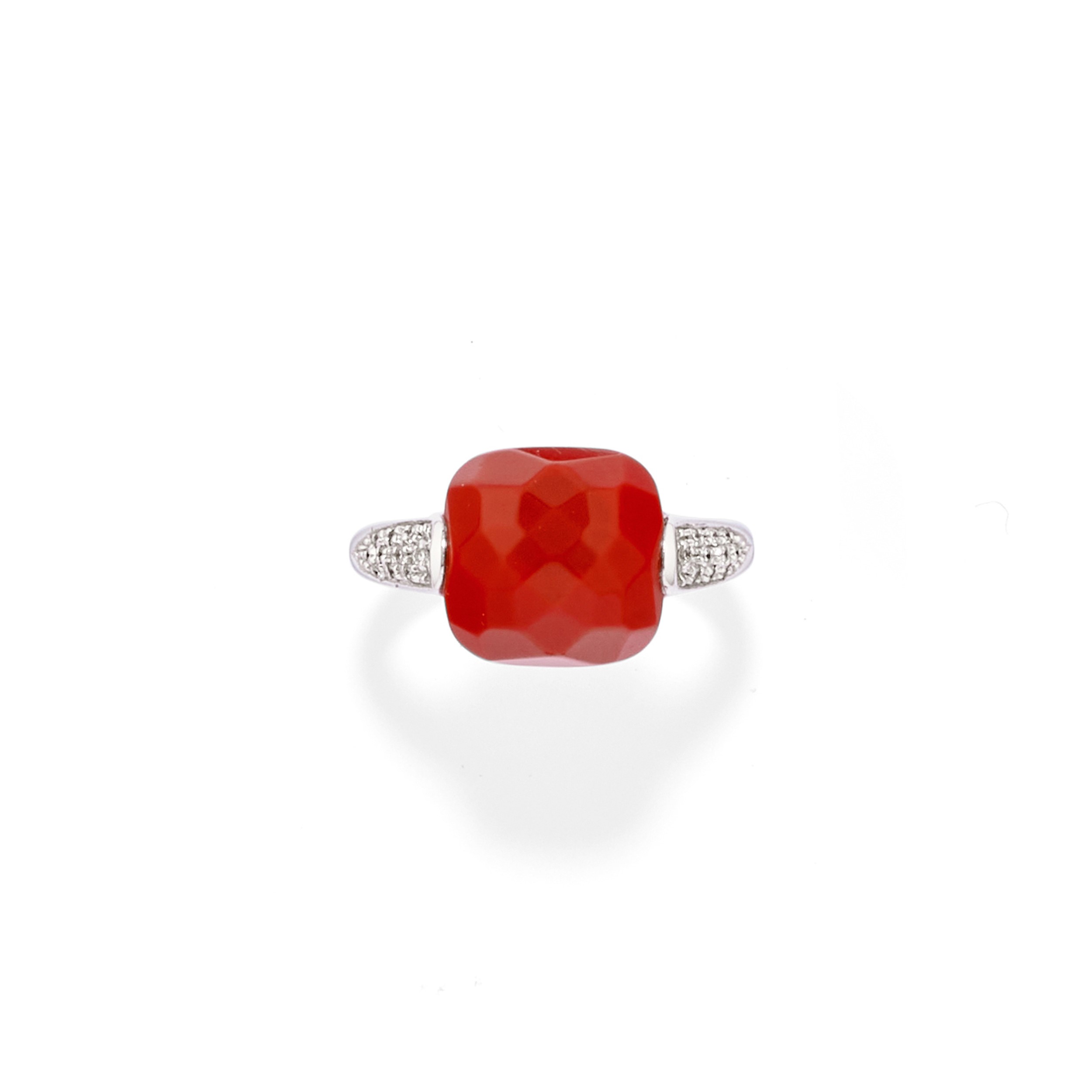 Parure con Corallo e Diamanti